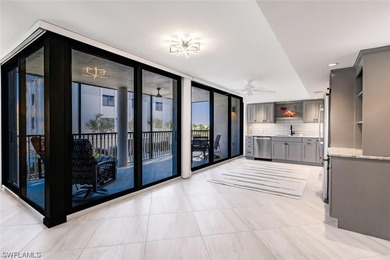 Welcome to Shorewood, one of the most luxurious properties on - photo 48