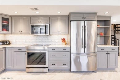 Welcome to Shorewood, one of the most luxurious properties on - photo 50
