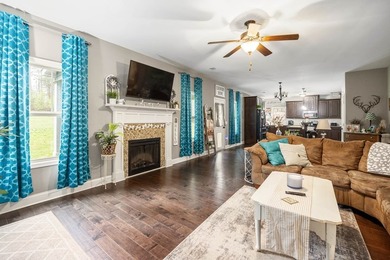 THIS HOME IS MOVE IN READY...All it is missing is you! This - photo 6