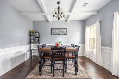 THIS HOME IS MOVE IN READY...All it is missing is you! This - photo 8