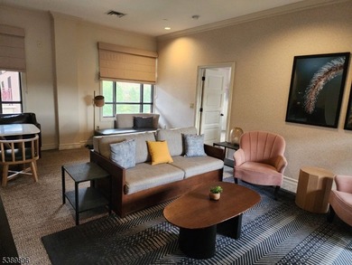 Gorgeous Two Bedroom Condo At Grand Cascades Lodge!! Completely - photo 8