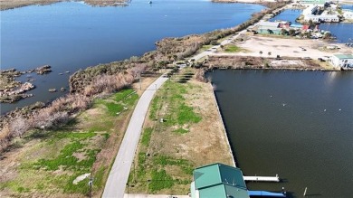 Lake Lot For Sale in Chalmette, Louisiana