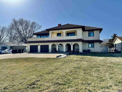 Lake Shawnee Home Sale Pending in Topeka Kansas