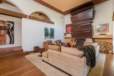Discover the ''Inside/Outside Art Home,'' a one-of-a-kind custom - photo 10