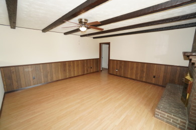 WELL MAINTAINED ALL BRICK HOME - photo 7