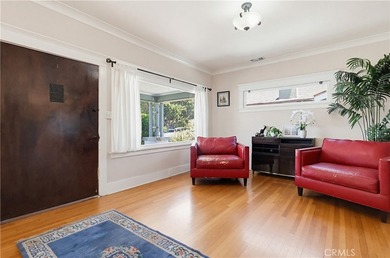Built in 1914, this classic Craftsman presents an exceptional - photo 9
