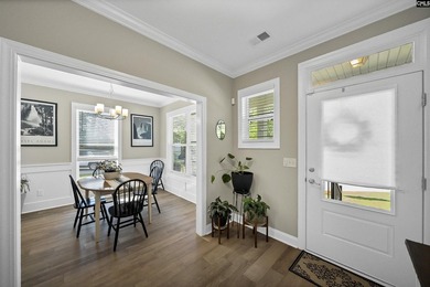 Like-new construction in one of the most sought-after sections - photo 7