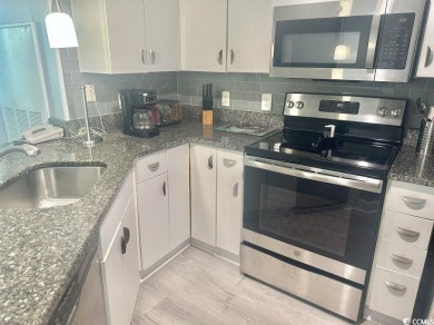 Spacious 3BR/3BA OCEANFRONT inside corner unit with lots of