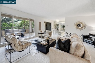 HUGE PRICE IMPROVEMENT!!! DON'T MISS THIS OPPURTINTIY. This - photo 2