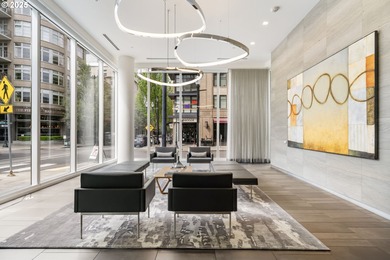 Bright contemporary 2 bedroom, 2.5 bathroom condo with