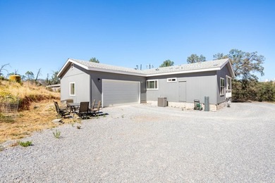 Two homes on 10 acres! It's not often that a property offers - photo 35