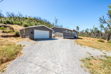 Two homes on 10 acres! It's not often that a property offers - photo 36