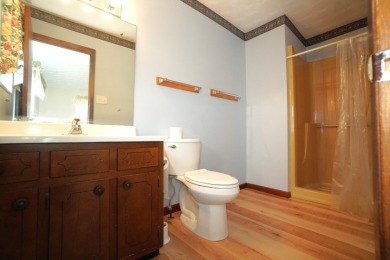 WELL MAINTAINED ALL BRICK HOME - photo 16