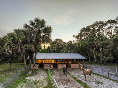 Wake up in the morning to the view of your horses on this fully - photo 2