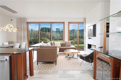 Exceptional opportunity to acquire this contemporary masterpiece - photo 4