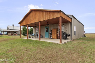 Bee Lake Home Sale Pending in Tchula Mississippi