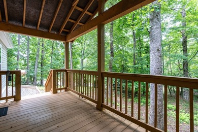 Enjoy easy country living nestled among the trees on 1.5 wooded - photo 4