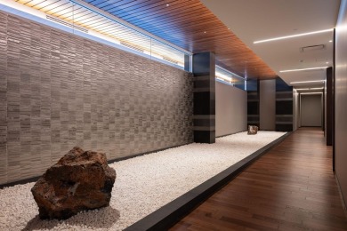 Available now! Condo is currently in the Rental Program