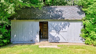 Owned and cherished by the same family for the past 53 years - photo 17