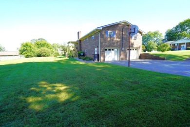 WELL MAINTAINED ALL BRICK HOME - photo 28