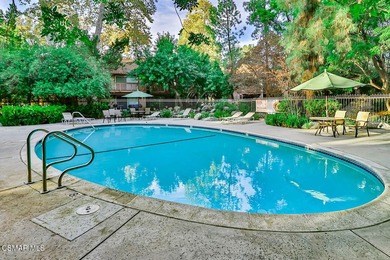 Tucked inside the sought-after 18-acre gated community of Canoga - photo 33