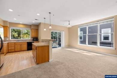 A Peaceful Hillsboro Retreat with Everyday Convenience Nestled