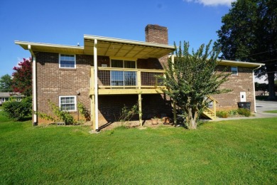 WELL MAINTAINED ALL BRICK HOME - photo 25