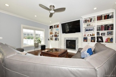 This Lee Kirsch custom-built colonial offers the perfect blend - photo 16