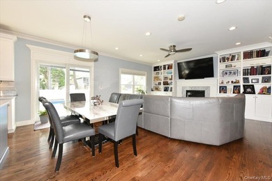 This Lee Kirsch custom-built colonial offers the perfect blend - photo 21