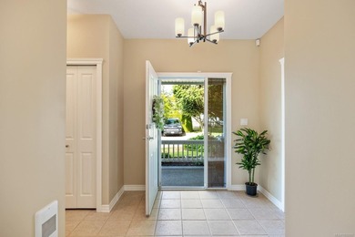 Welcome to this beautifully maintained patio home in the - photo 8