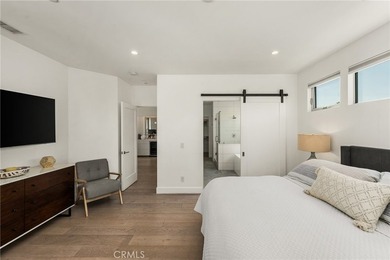 Ideally located approximately one block from the beach with - photo 32