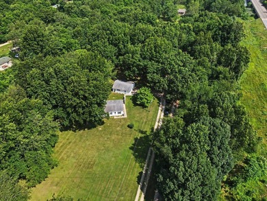 Move-in ready peace and tranquility await you! Situated on a - photo 4