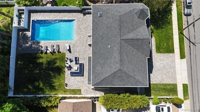This Lee Kirsch custom-built colonial offers the perfect blend - photo 49