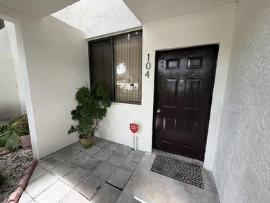 Perfect for an investor or a place to call home! Welcome to this - photo 2