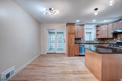This is the home you have been waiting for! Well maintained 4 - photo 8