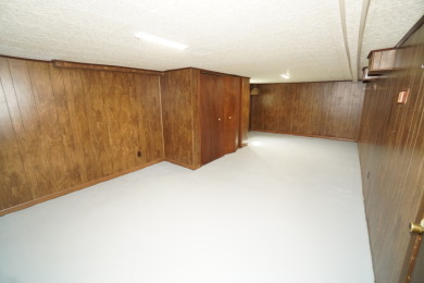 WELL MAINTAINED ALL BRICK HOME - photo 20
