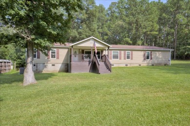 Lake Home For Sale in Lincolnton, Georgia