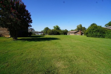 WELL MAINTAINED ALL BRICK HOME - photo 27