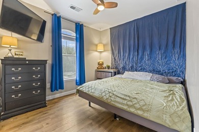 This beautiful townhome sits in the heart of Myrtle Beach, just - photo 21
