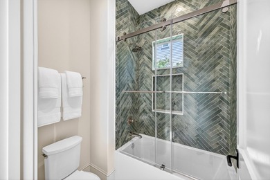 Perfectly oriented along the iconic coastline of Scenic 30A in - photo 12