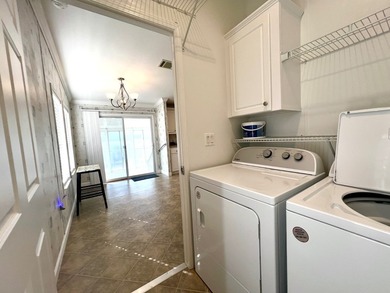 Enjoy easy Florida living in this beautifully maintained 3BR/2BA - photo 13