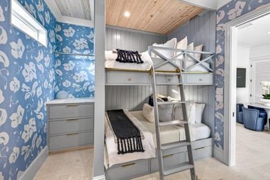 Perfectly oriented along the iconic coastline of Scenic 30A in - photo 24