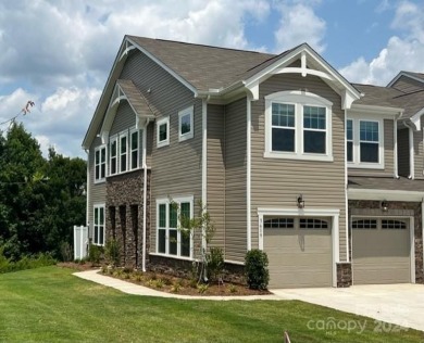 Lake Townhome/Townhouse Sale Pending in Indian Land, South Carolina