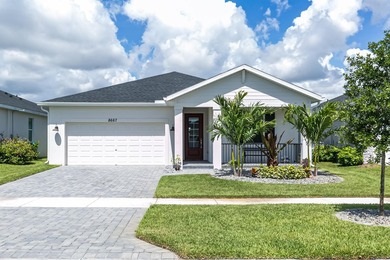 Well maintained & move in ready! Built in 2024, this 3 BD, 2 BA - photo 1