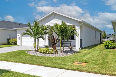 Well maintained & move in ready! Built in 2024, this 3 BD, 2 BA - photo 2