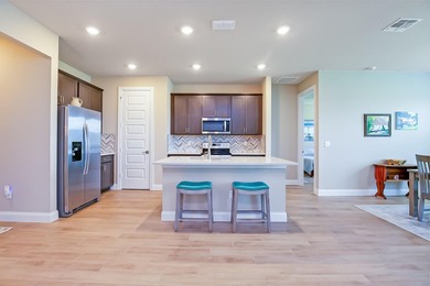 Well maintained & move in ready! Built in 2024, this 3 BD, 2 BA - photo 8