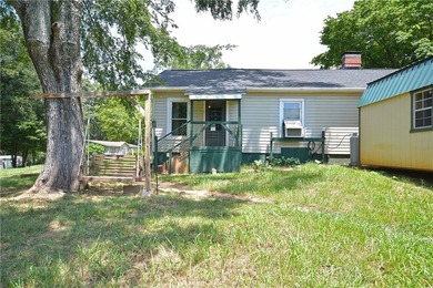 ***AFFORDABLE MINI-FARM LIVING*** The garden. The chickens - photo 14