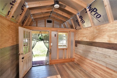 ***AFFORDABLE MINI-FARM LIVING*** The garden. The chickens - photo 32