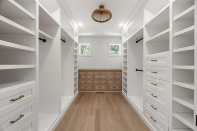 Introducing an extraordinary new waterfront estate on - photo 34