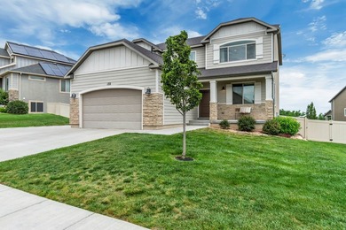 Come check out this spacious 2-story in scenic Saratoga Springs - photo 44